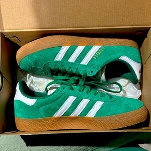 Gazelle Green